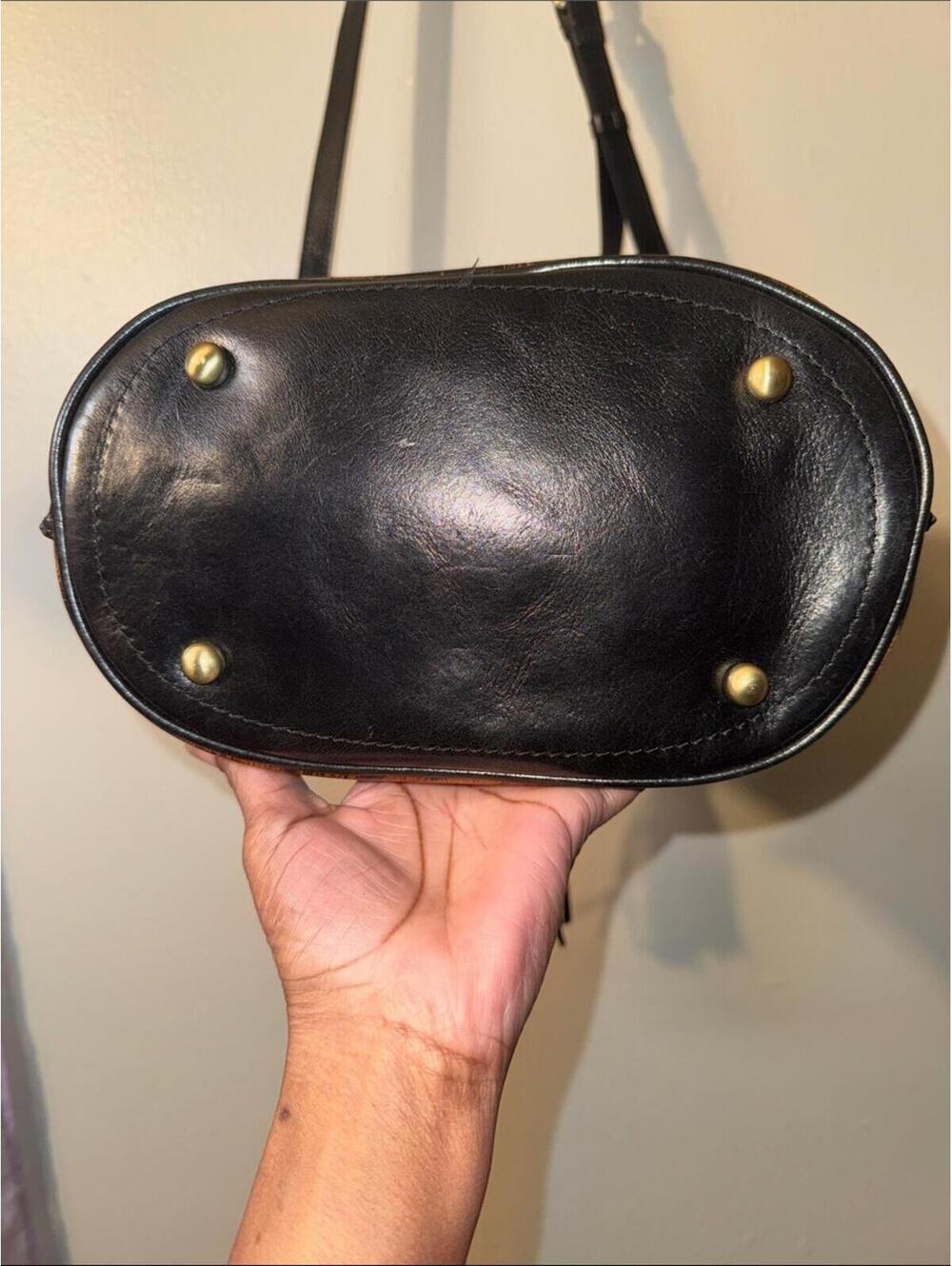 Patricia Nash Tiger Print Leather Bucket Crossbody - Picture 8 of 12